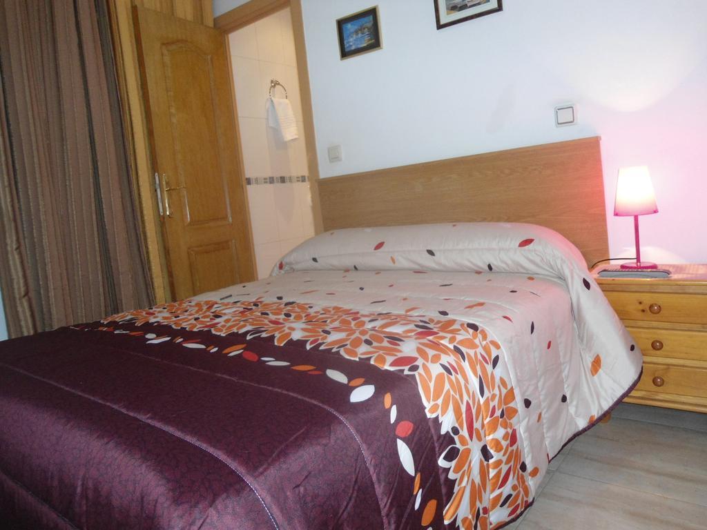 Hostal Florida Madrid Dış mekan fotoğraf