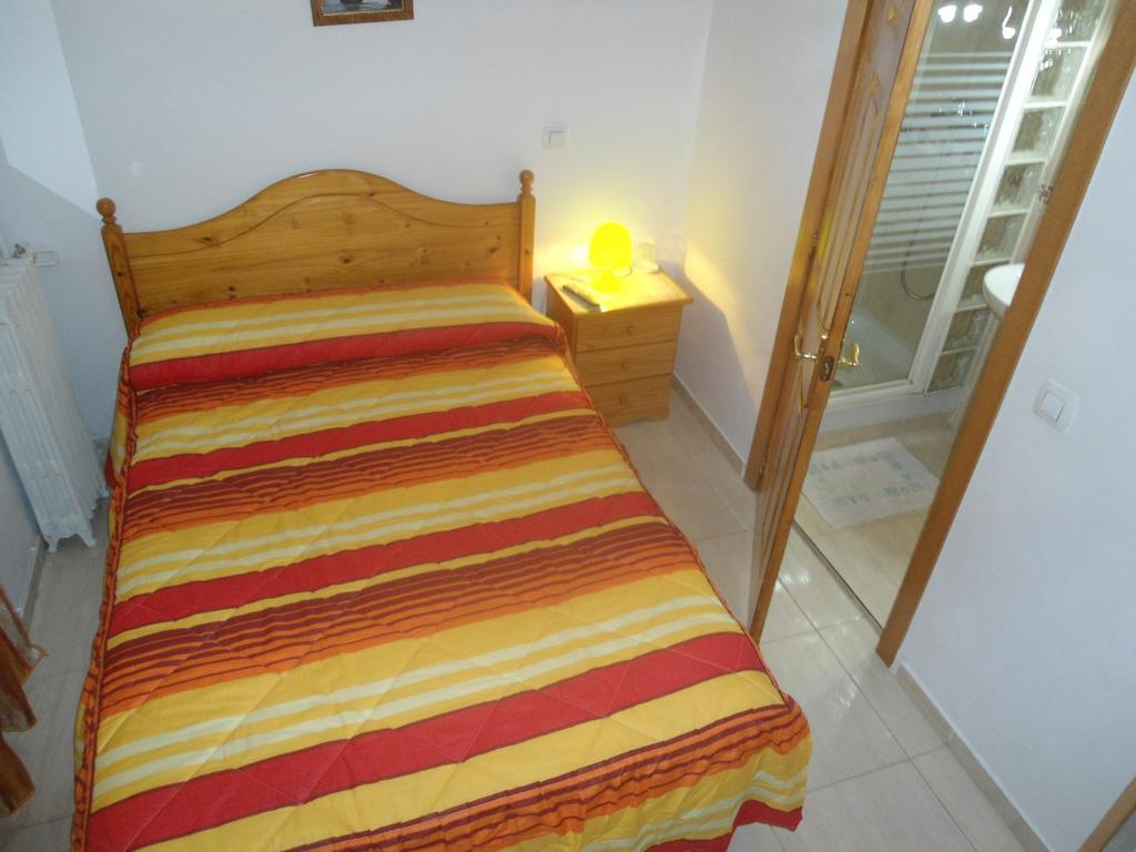 Hostal Florida Madrid Dış mekan fotoğraf
