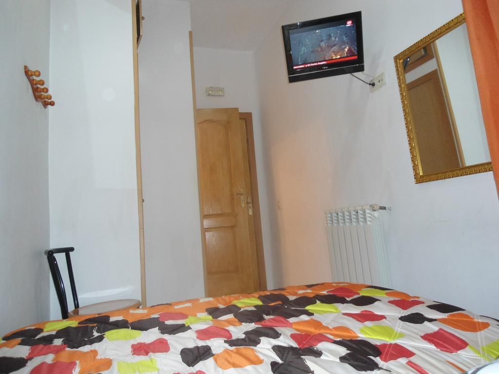 Hostal Florida Madrid Dış mekan fotoğraf