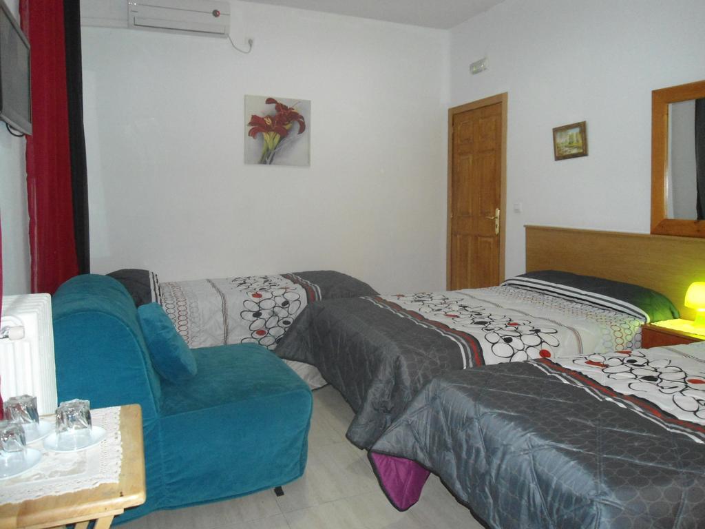 Hostal Florida Madrid Dış mekan fotoğraf