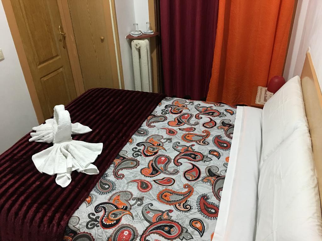 Hostal Florida Madrid Dış mekan fotoğraf