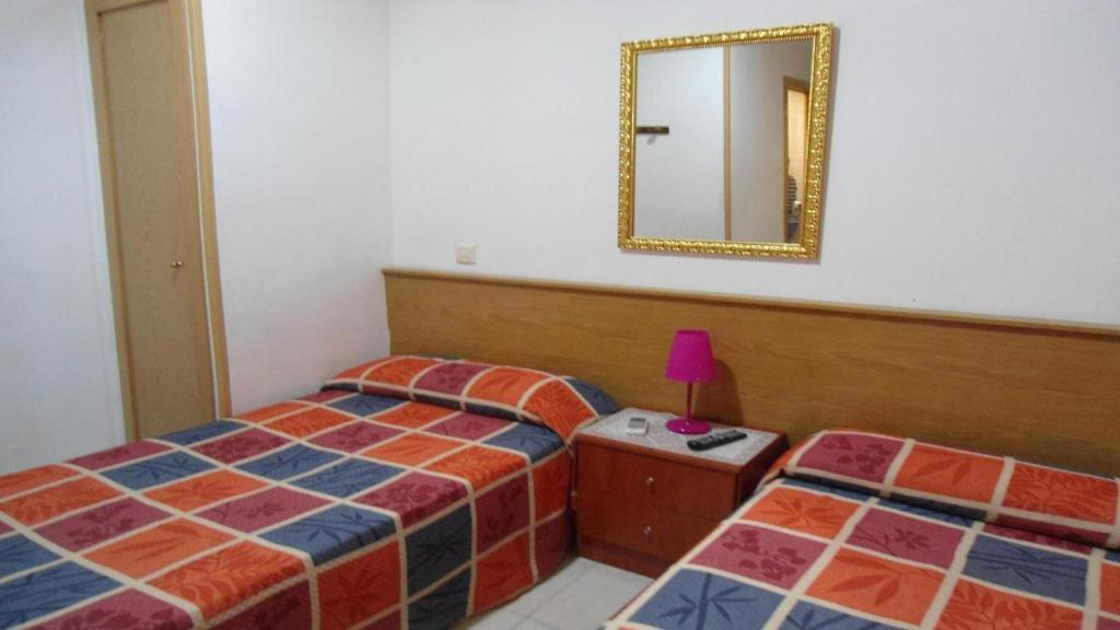 Hostal Florida Madrid Dış mekan fotoğraf