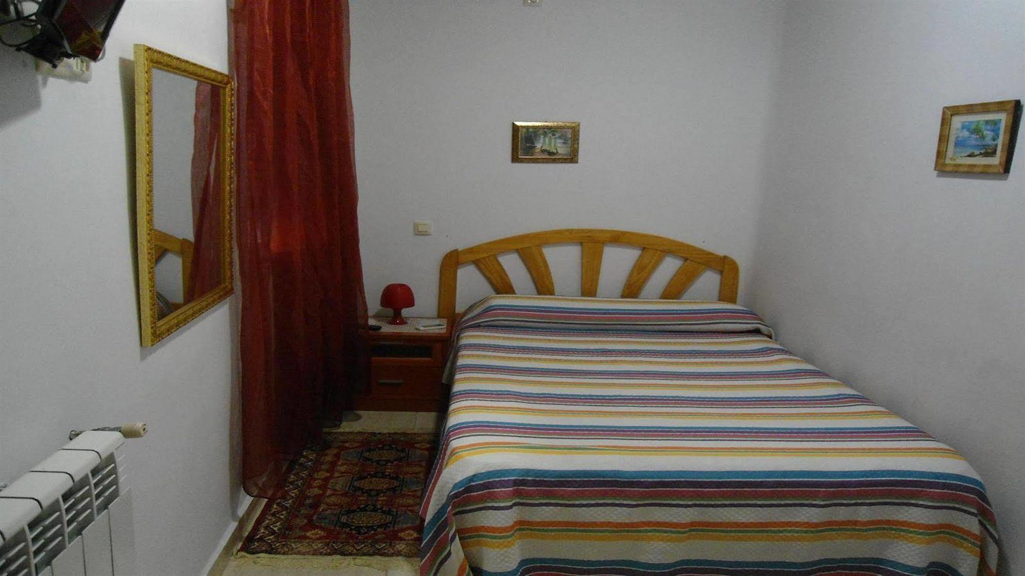 Hostal Florida Madrid Dış mekan fotoğraf